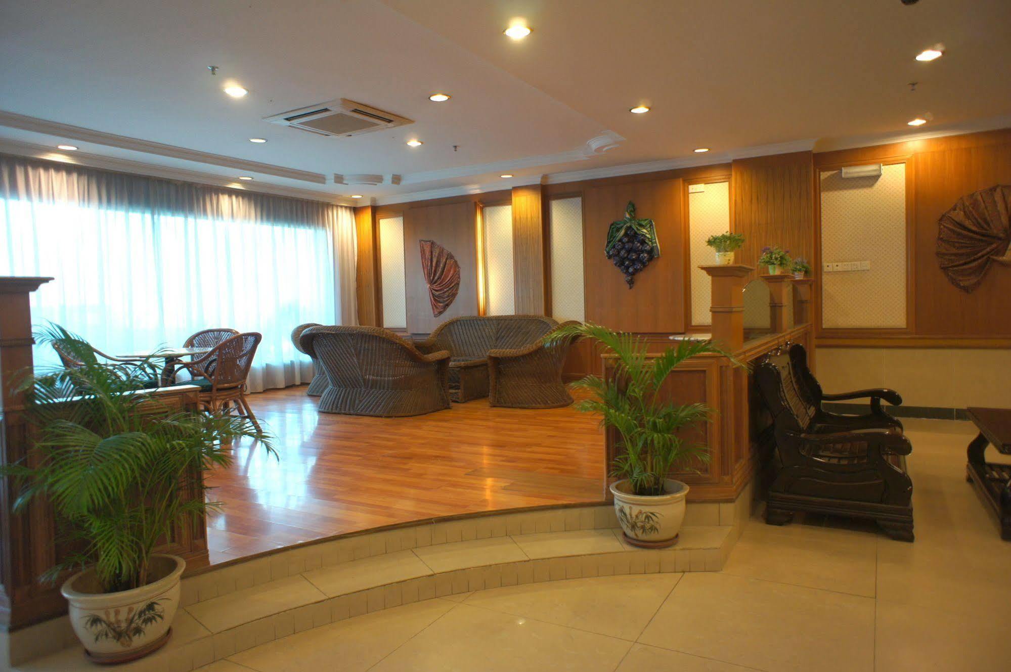 Tyng Garden Hotel SDK Dış mekan fotoğraf