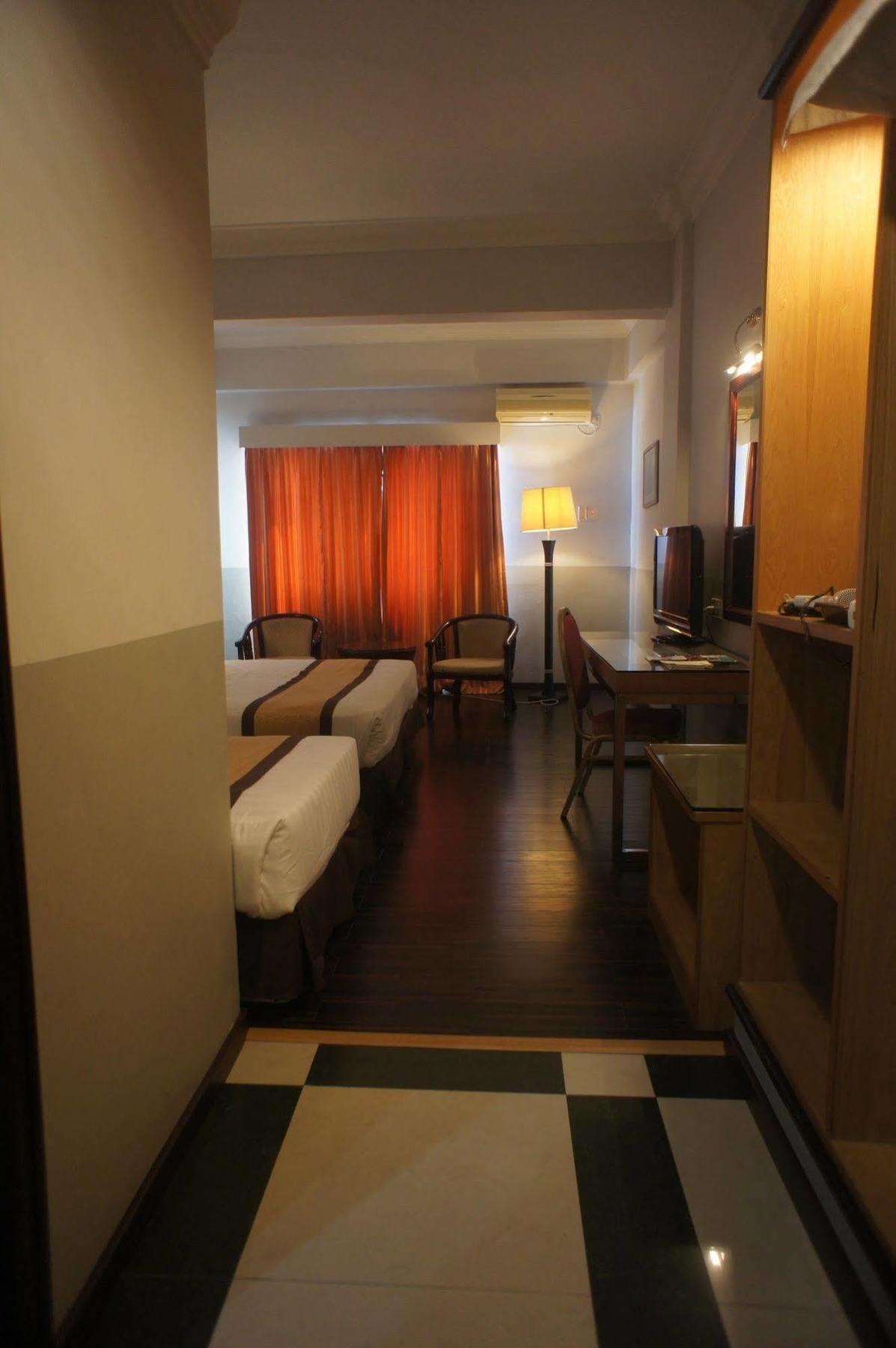 Tyng Garden Hotel SDK Dış mekan fotoğraf