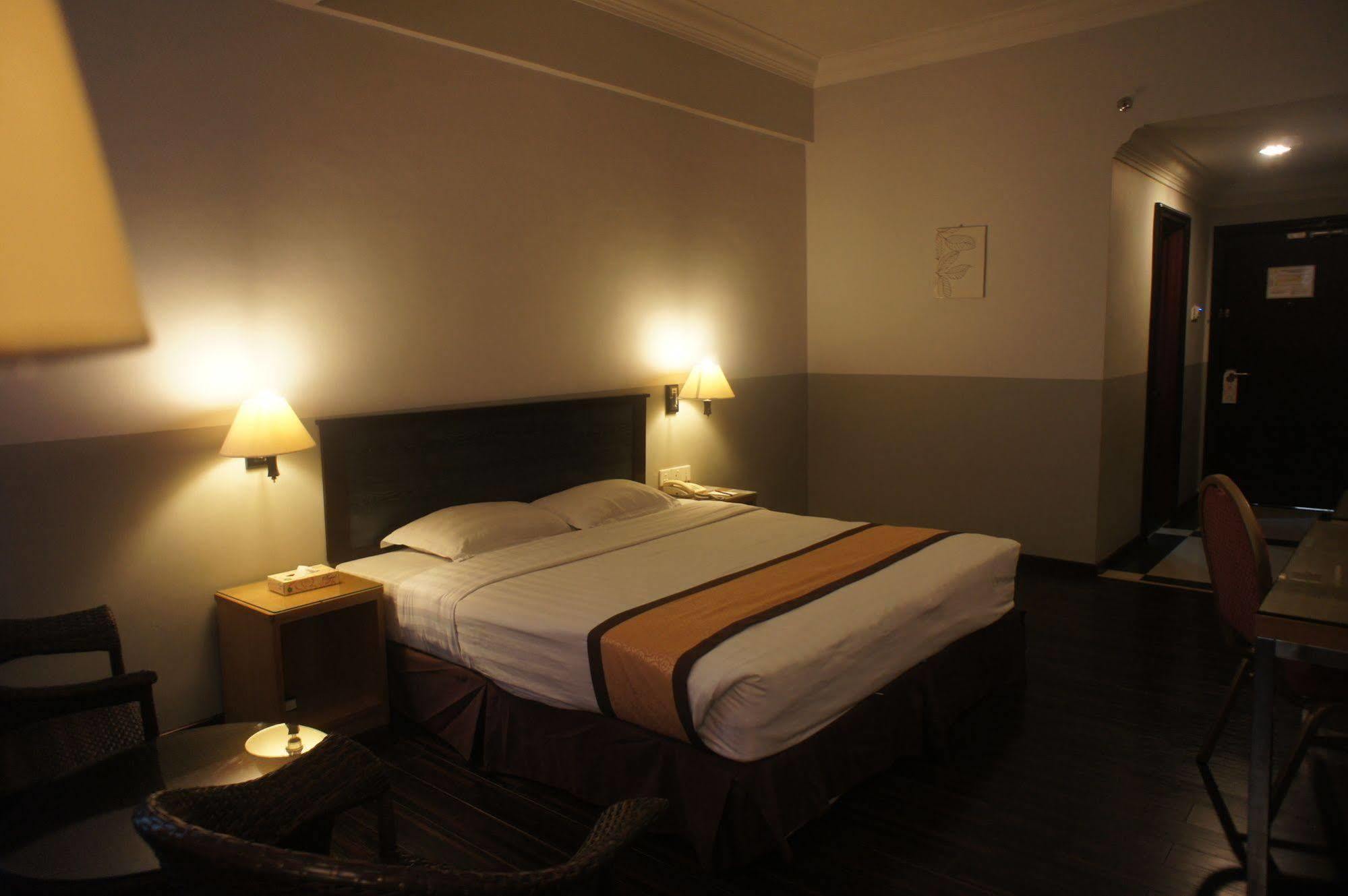 Tyng Garden Hotel SDK Dış mekan fotoğraf